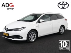 Toyota Auris Touring Sports - 1.8 Hybrid Dynamic Go | Licht en Regensensor | Cruise Control | Achteruitrijcamera |