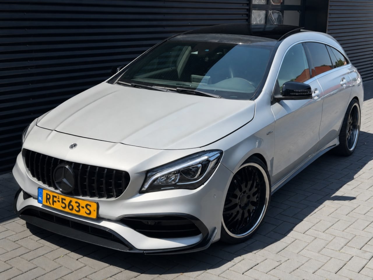 Mercedes-Benz CLA-klasse Shooting Brake - 180 Prestige| AMG| AUTOMAAT| 20"| DIKKE AUTO| PANO| LEER - AutoWereld.nl