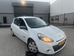 Renault Clio - 1.5 dCi Night & Day Gps Clima Cruise Parksensor