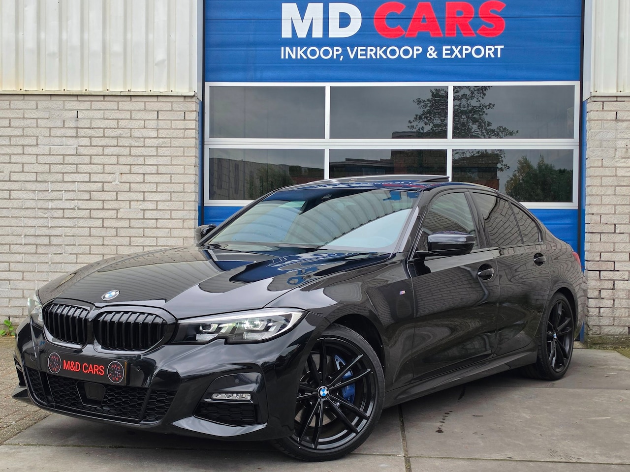 BMW 3-serie - 330i High Executive AUTOMAAT/M PAKKET/SCHUIFDAK/PDC - AutoWereld.nl