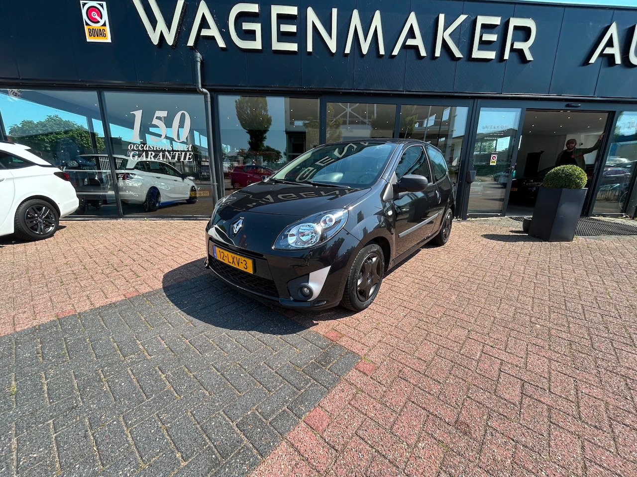 Renault Twingo - 1.2-16V Authentique Airco|D-riem vv|New APK - AutoWereld.nl