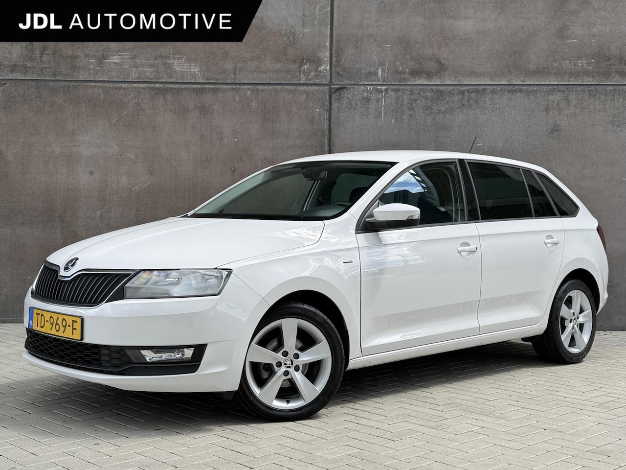 Skoda Rapid Spaceback - 1.0 TSI Greentech Clever | Navigatie | Dealer onderhouden | Climate control | Cruise Contr - AutoWereld.nl