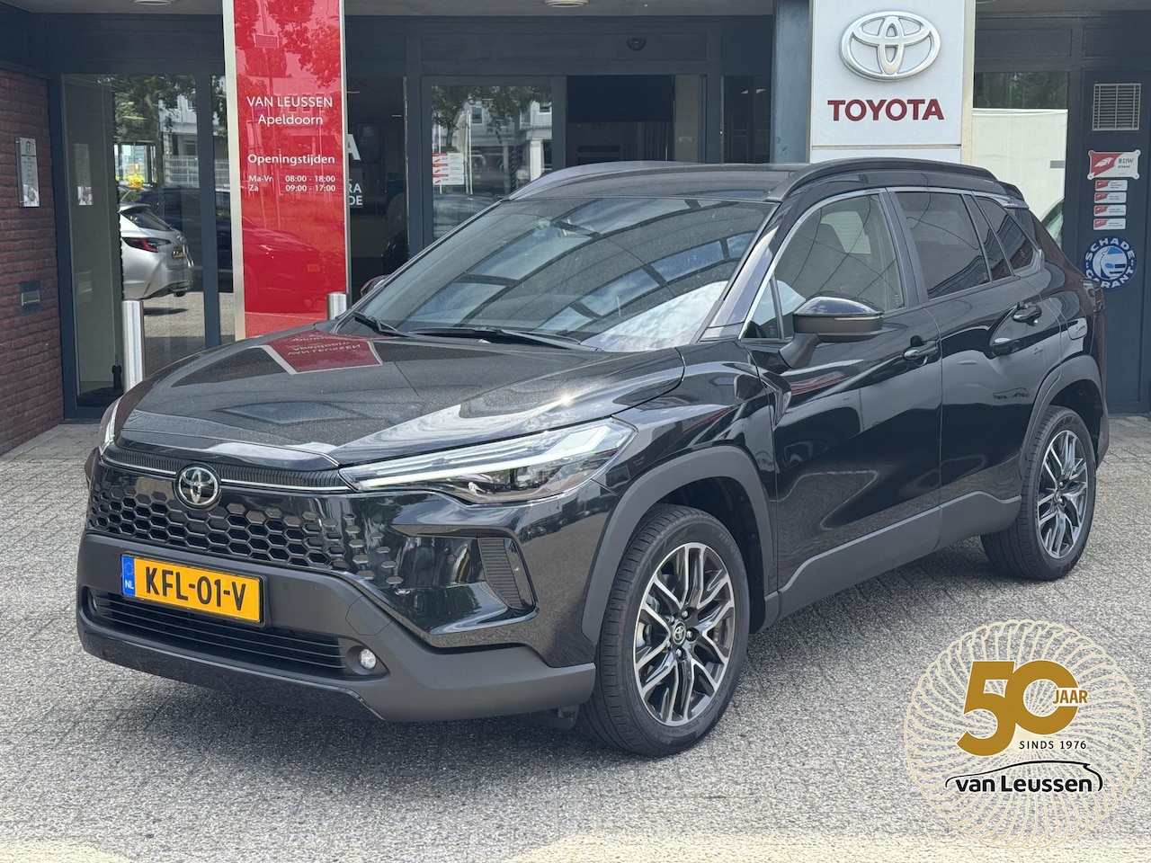 Toyota Corolla Cross - Hybrid 140 DYNAMIC STOEL/STUURVERW 18'' LM-VELGEN PARK-SENSOREN CLIMA AD-CRUISE CAMERA APP - AutoWereld.nl