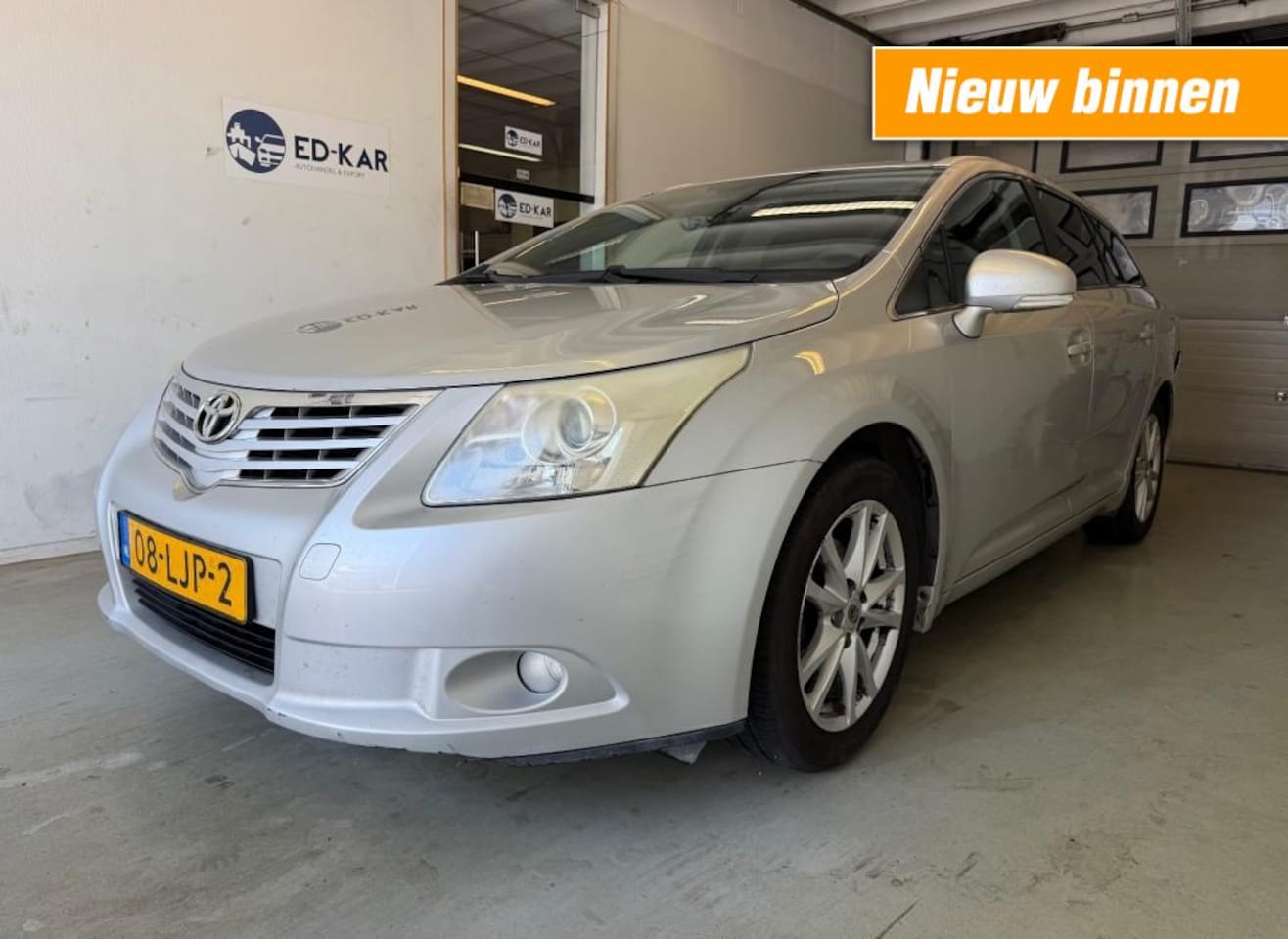 Toyota Avensis - 1.8 VVTi Business CAMERA NAVI RIJDT GOED - AutoWereld.nl
