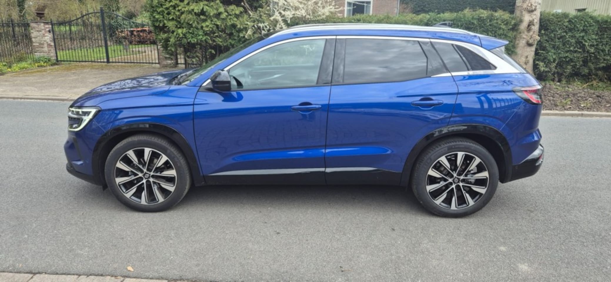 Renault Austral - 1.3 Mild Hybrid 160 X-tronic techno esprit Alpine*panoramaStoel/stuurverw. - AutoWereld.nl
