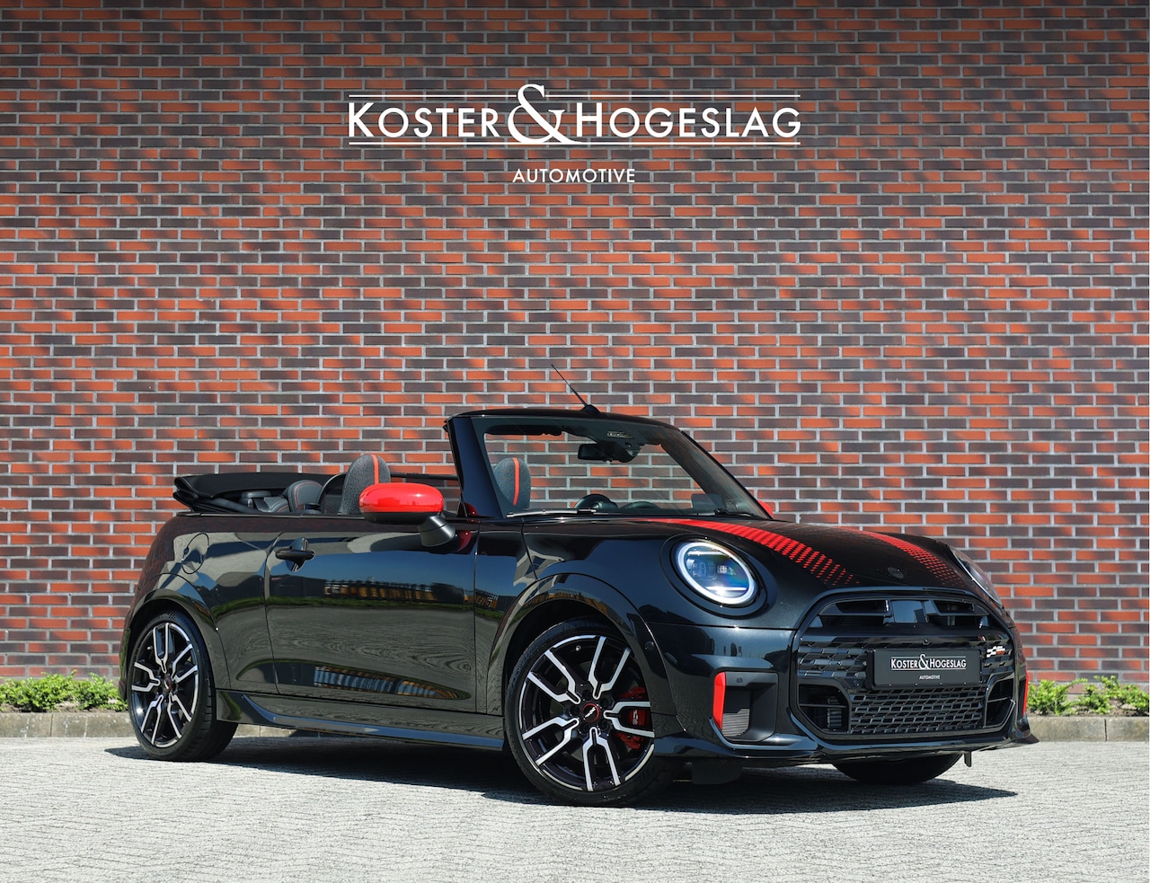 MINI Cabrio - JCW | XL Pack - HUD - Massage - AutoWereld.nl