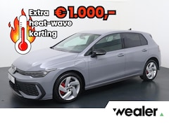 Volkswagen Golf - 1.5 eHybrid GTE | 272 PK | SoH 97% | Head-up display | Adaptive cruise control | Climate c