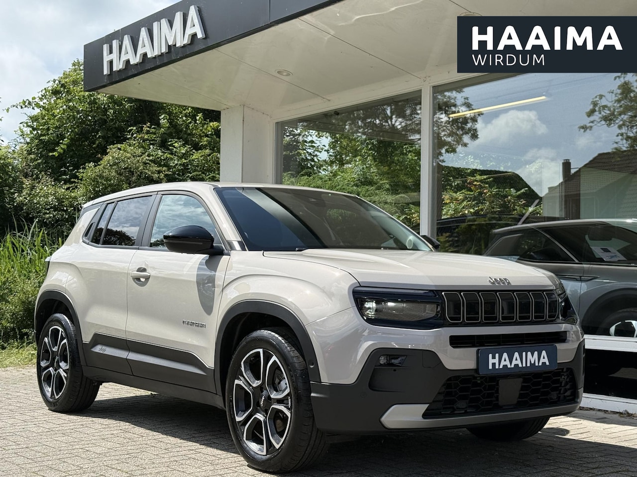 Jeep Avenger - Summit 54 kWh | Climate & Adaptive Cruise Control | Achteruitrijcamera | Dodehoek detectie - AutoWereld.nl