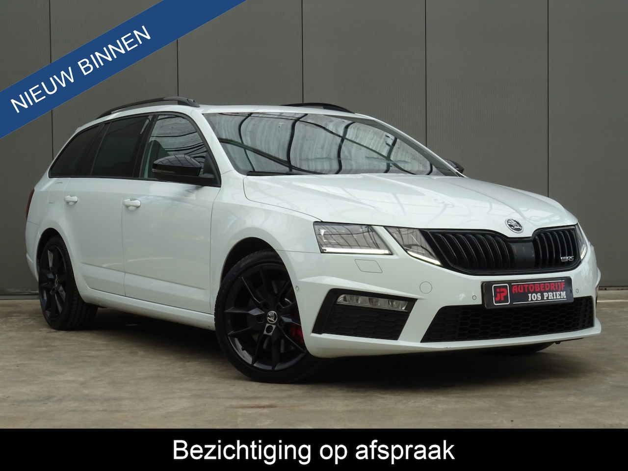 Skoda Octavia Combi - 2.0 TSI RS 245 Business * 230 PK * VRS * PANORAMADAK !! - AutoWereld.nl