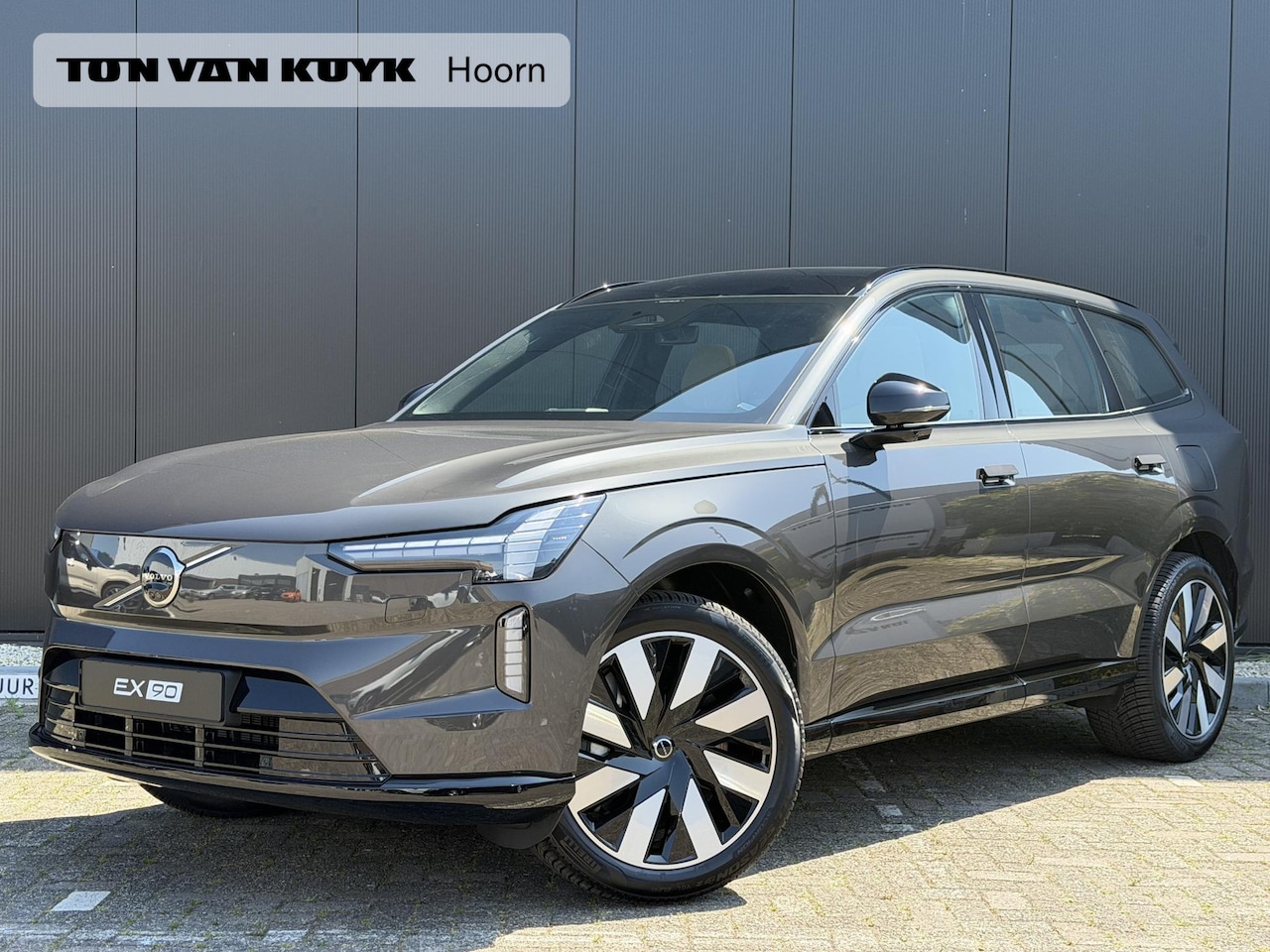 Volvo EX90 - Single Motor Plus 7p. 92 kWh 21 inch lichtmetaal / all-season banden / elektrochromatisch - AutoWereld.nl