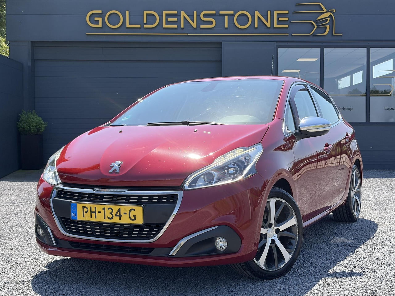 Peugeot 208 - 1.2 PureTech Allure 1e Eigenaar,D-riem vv in 2023,Afn.Trekhaak,Dealer Onderhouden,Carplay, - AutoWereld.nl
