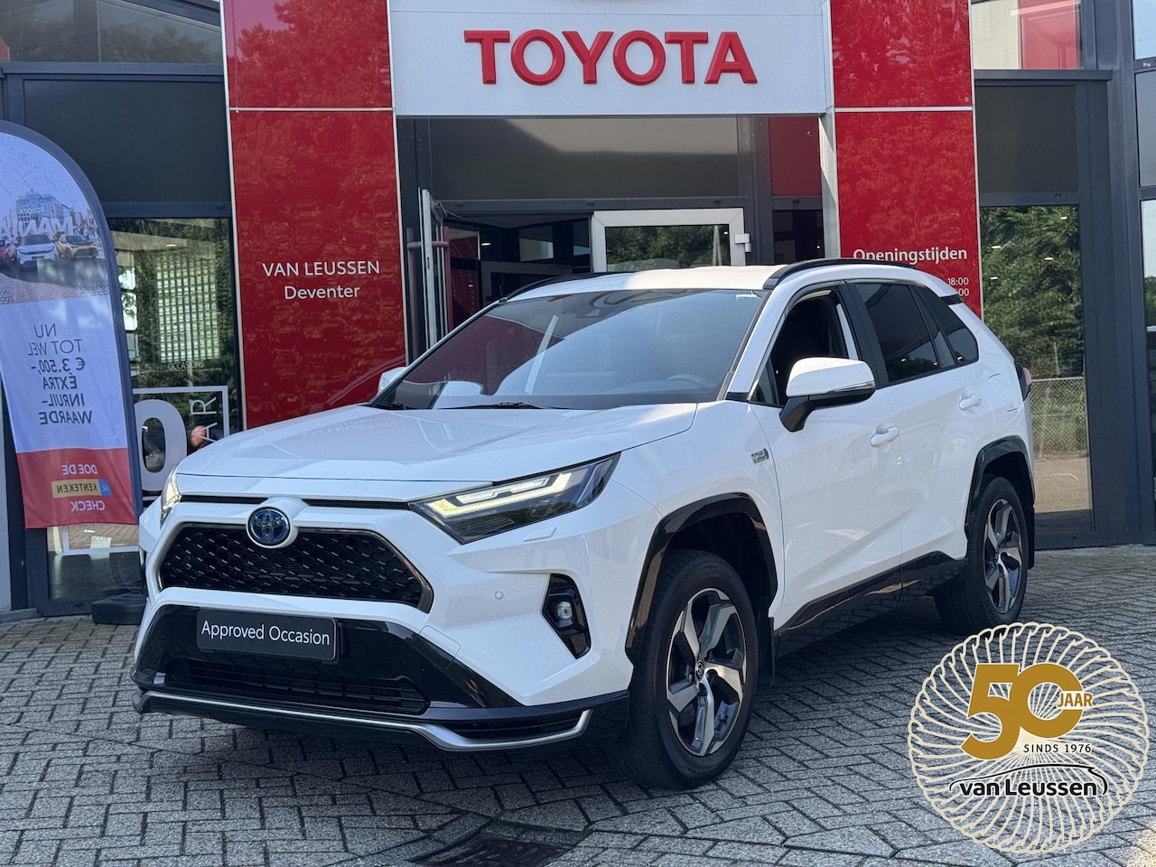 Toyota RAV4 - 2.5 Plug-in Hybrid AWD Business Plus STOEL/STUUR VERW CLIMA/CRUISE CONTROL PARKEERSENS V+A - AutoWereld.nl