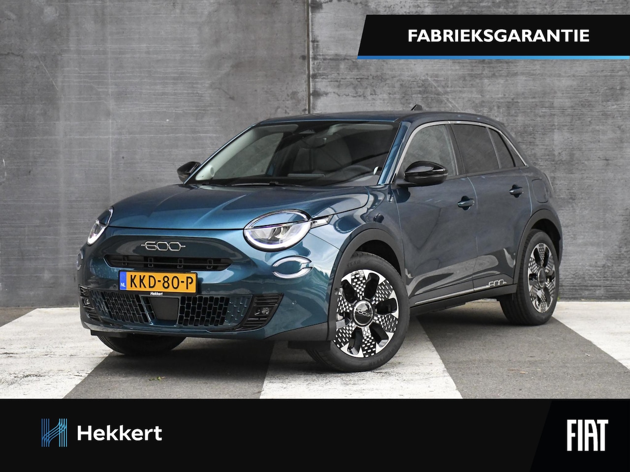 Fiat 600e - La Prima 54 kWh 156pk Automaat MASSAGE | 18''LM | ADAPT. CC | DODE HOEK | CAMERA | NAVI - AutoWereld.nl