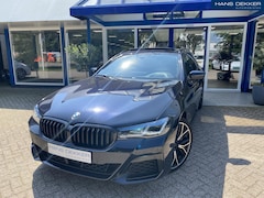 BMW 5-serie Touring - 530d High Executive Edition Pano / M-pakket / Luxe leder / Camera