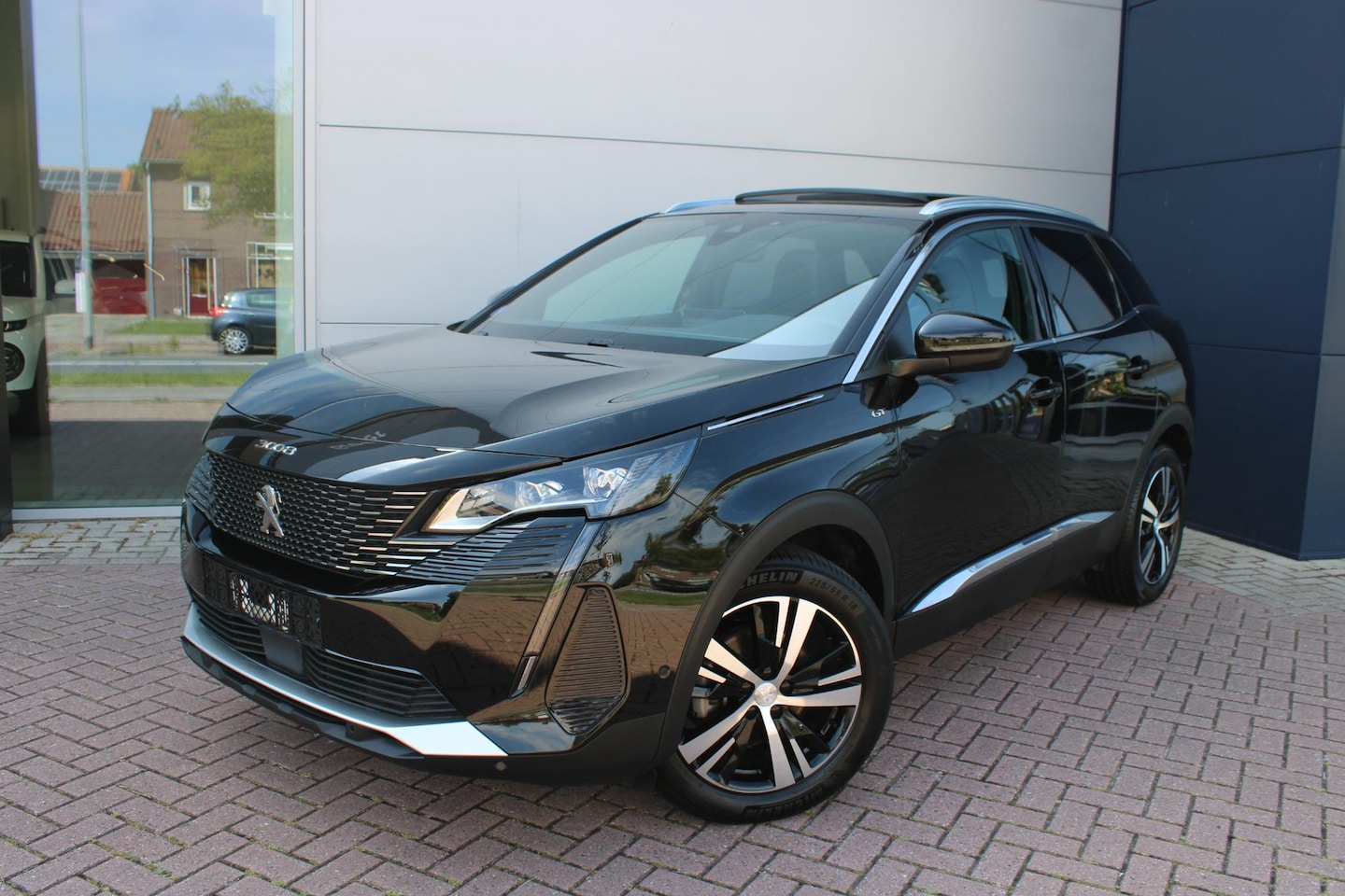 Peugeot 3008 - 1.2 PureTech 130pk GT Airco Navi Panoramadak Camera Carplay Volll!!!! - AutoWereld.nl