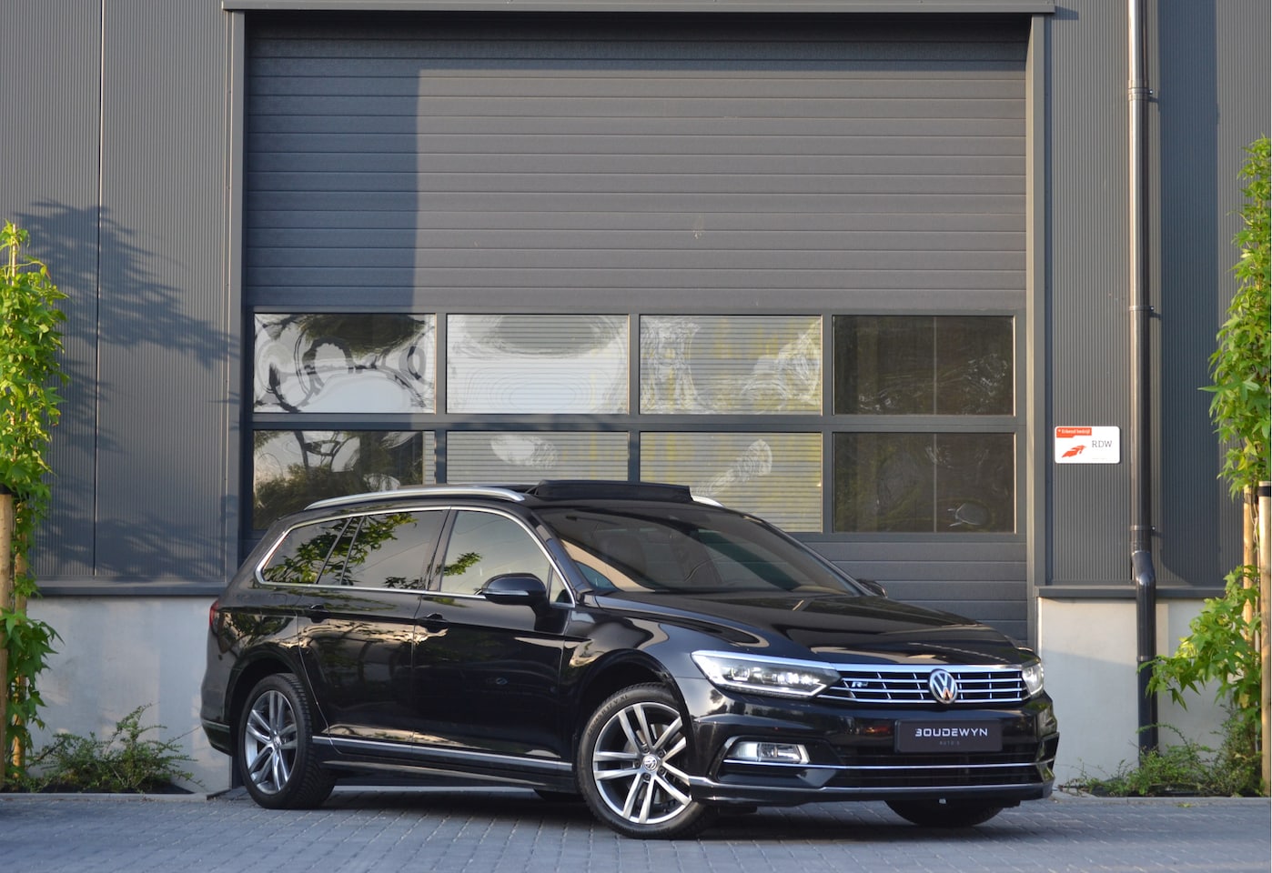 Volkswagen Passat Variant - 1.4 TSI ACT Highline Business R NL auto | Panoramadak | Leer | Carplay - AutoWereld.nl