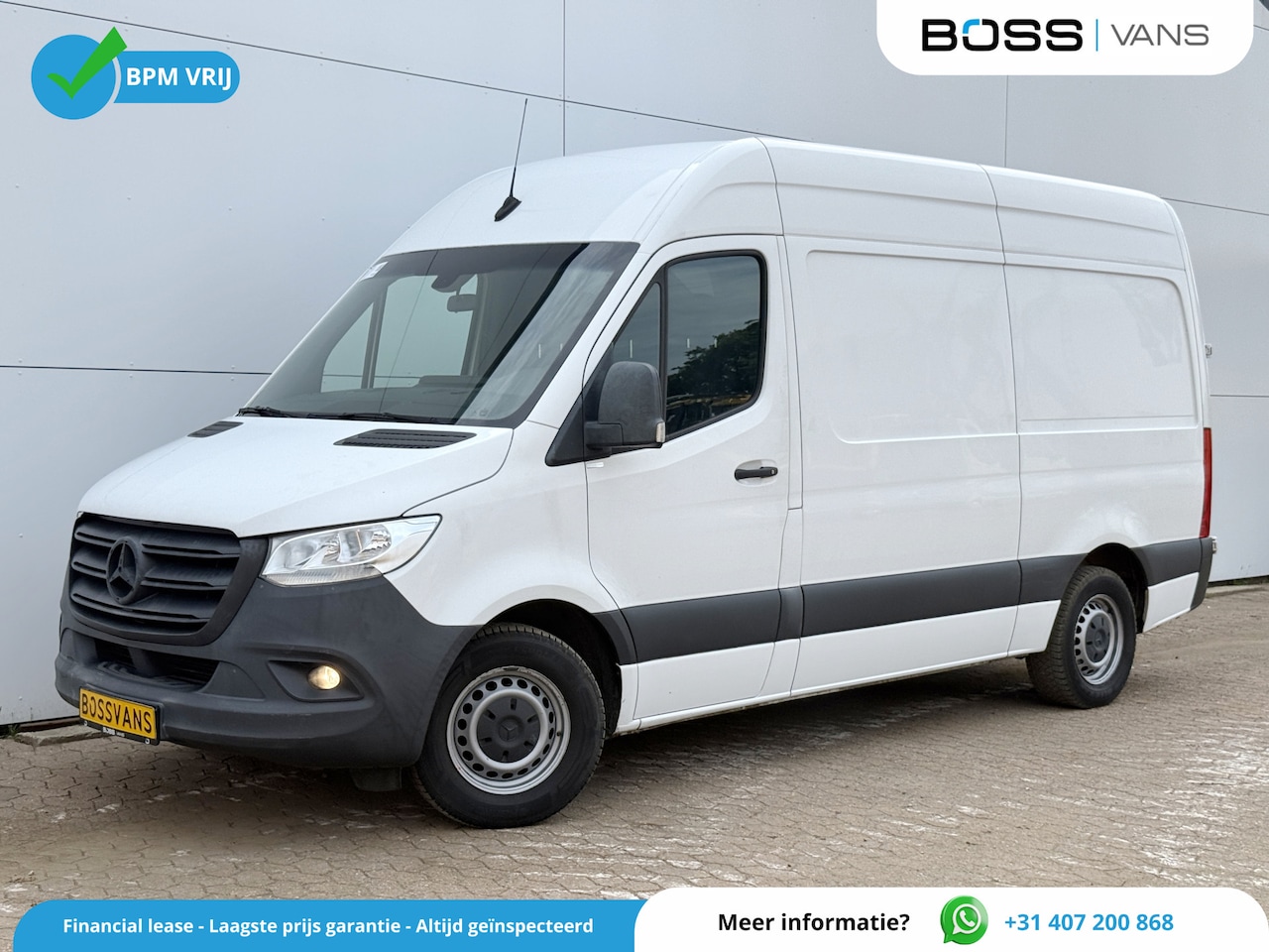 Mercedes-Benz Sprinter - 319 3.0 V6 L2H2 10-Inch MBUX Navigatie Climate Control Cruise Control 3,5 Trekhaak Oprijpl - AutoWereld.nl