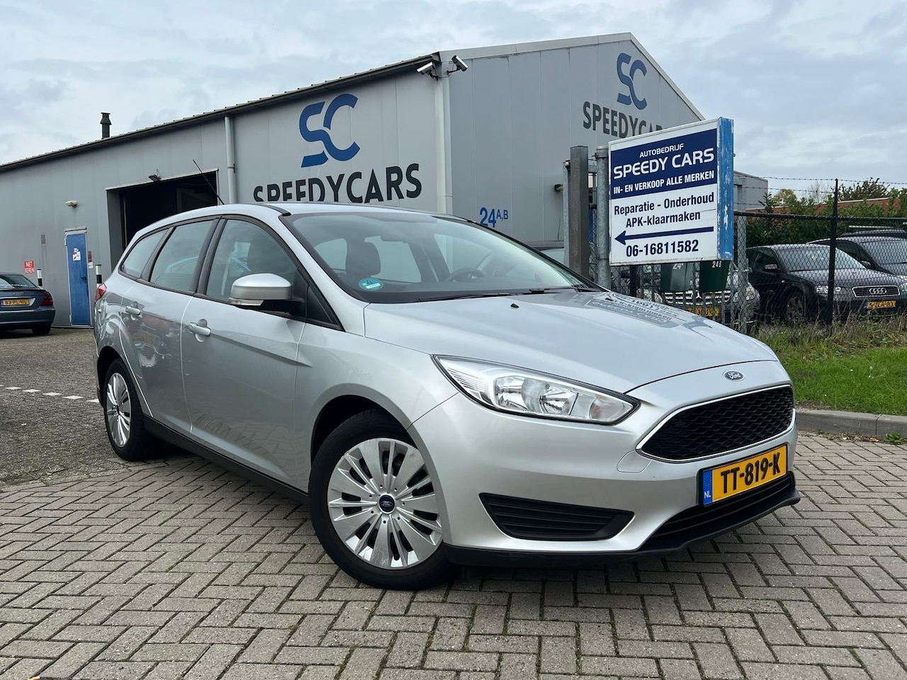 Ford Focus Wagon - 1.0 Lease Edition 2017 Cruise Clima Stuurvw - AutoWereld.nl