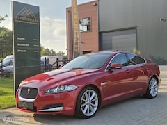 Jaguar XF - 3.0 V6 340pk schuifkanteldak|Camera|Navigatie|Leder