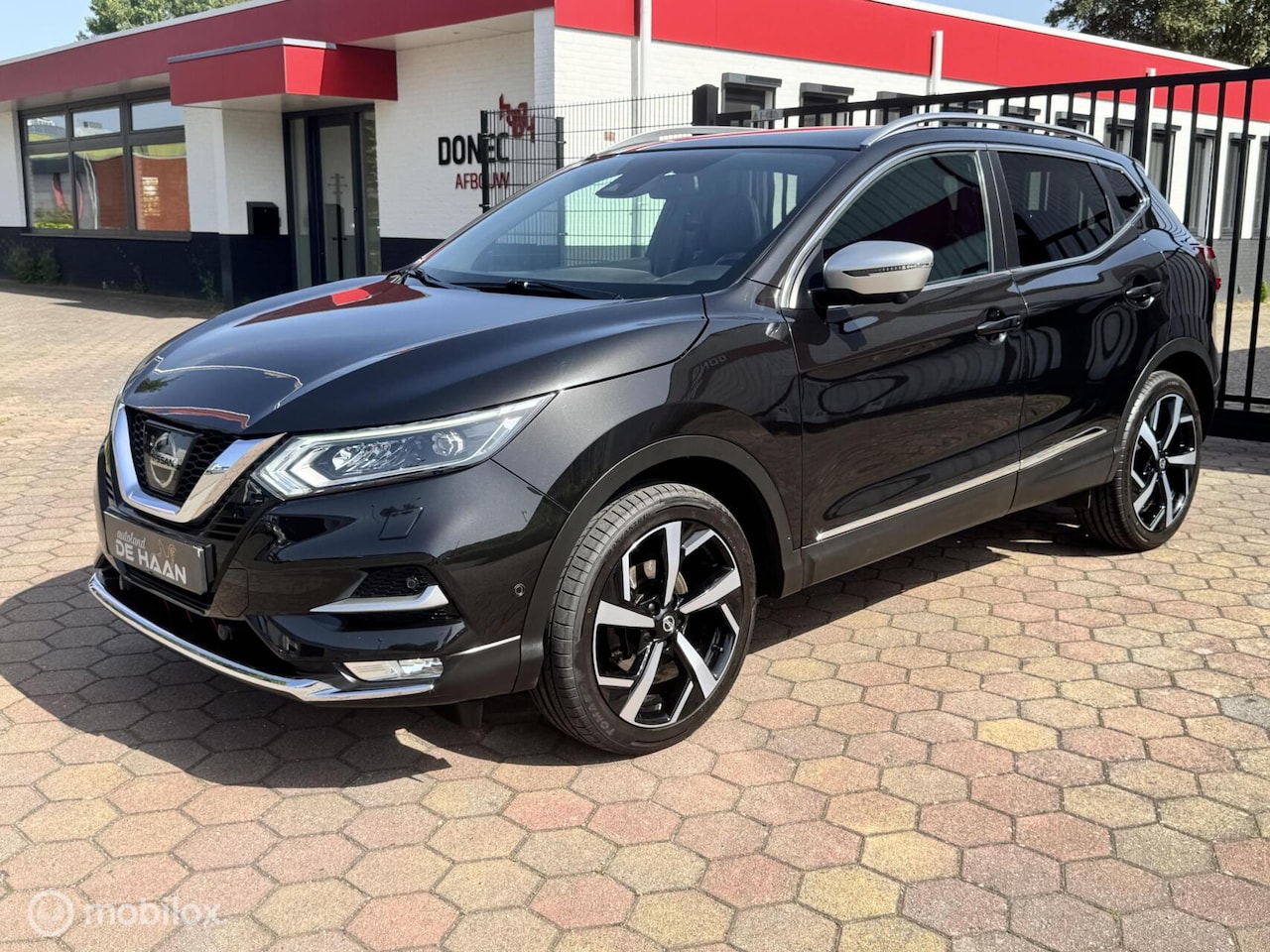 Nissan Qashqai - 1.2 Tekna + PANODAK LEDER NAVI CAMERA 19 INCH - AutoWereld.nl