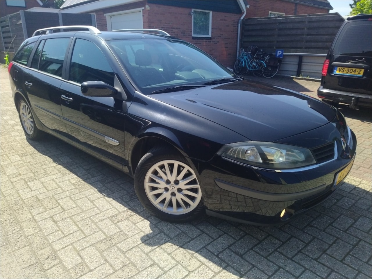 Renault Laguna Grand Tour - 2.0-16V Business 2.0-16V Business - AutoWereld.nl