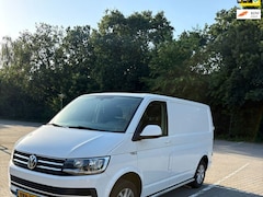Volkswagen Transporter - 2.0 TDI L1H1 Highline automaat