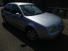 Volkswagen Bora - 1.6-16V Athene
