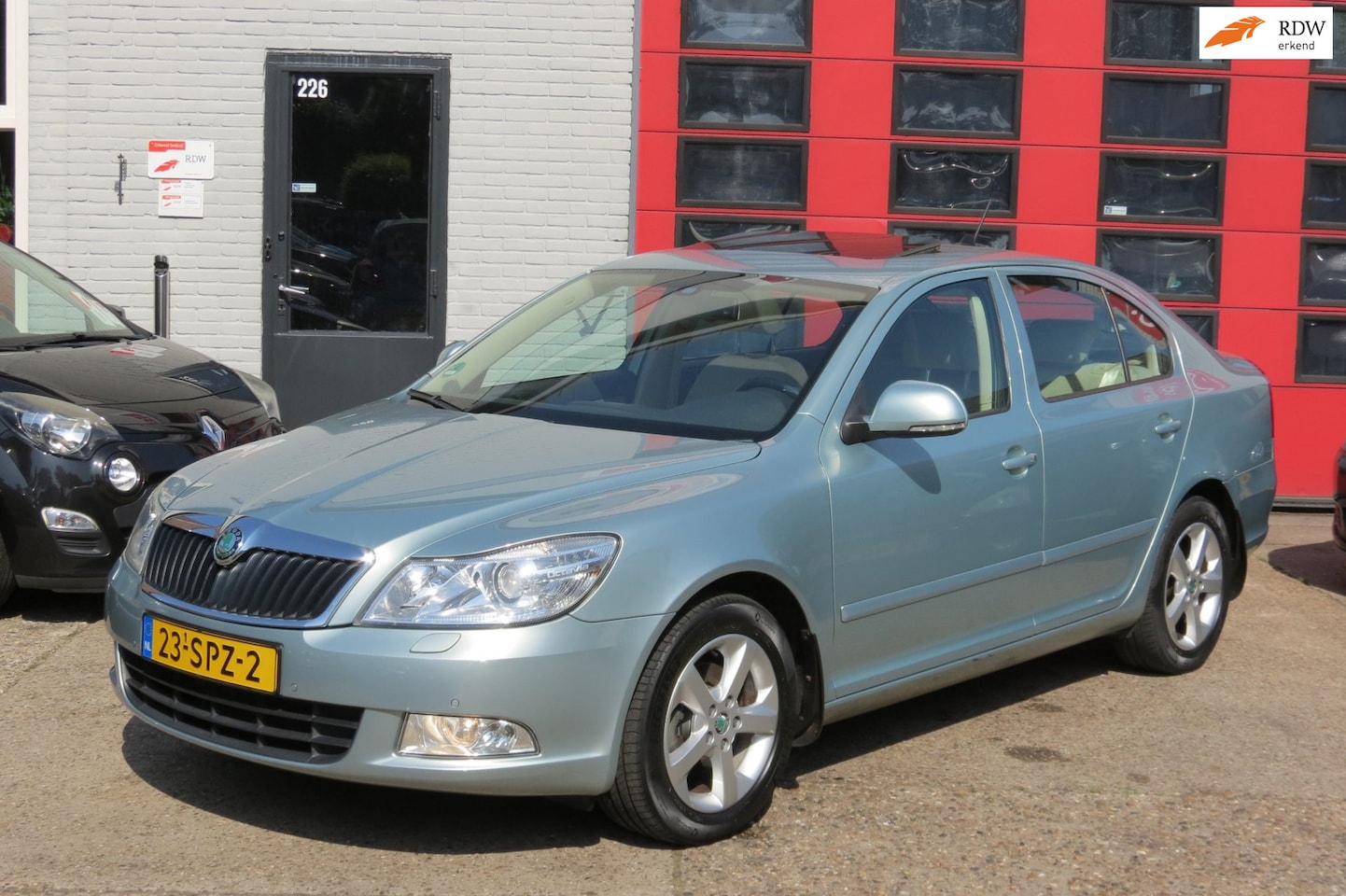 Skoda Octavia - 1.2 TSI Elegance Business Line 1.2 TSI Elegance Business Line, AUTOMAAT , AIRCO , OPEN DAK - AutoWereld.nl