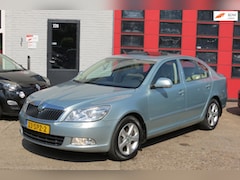 Skoda Octavia - 1.2 TSI Elegance Business Line, AUTOMAAT , AIRCO , OPEN DAK