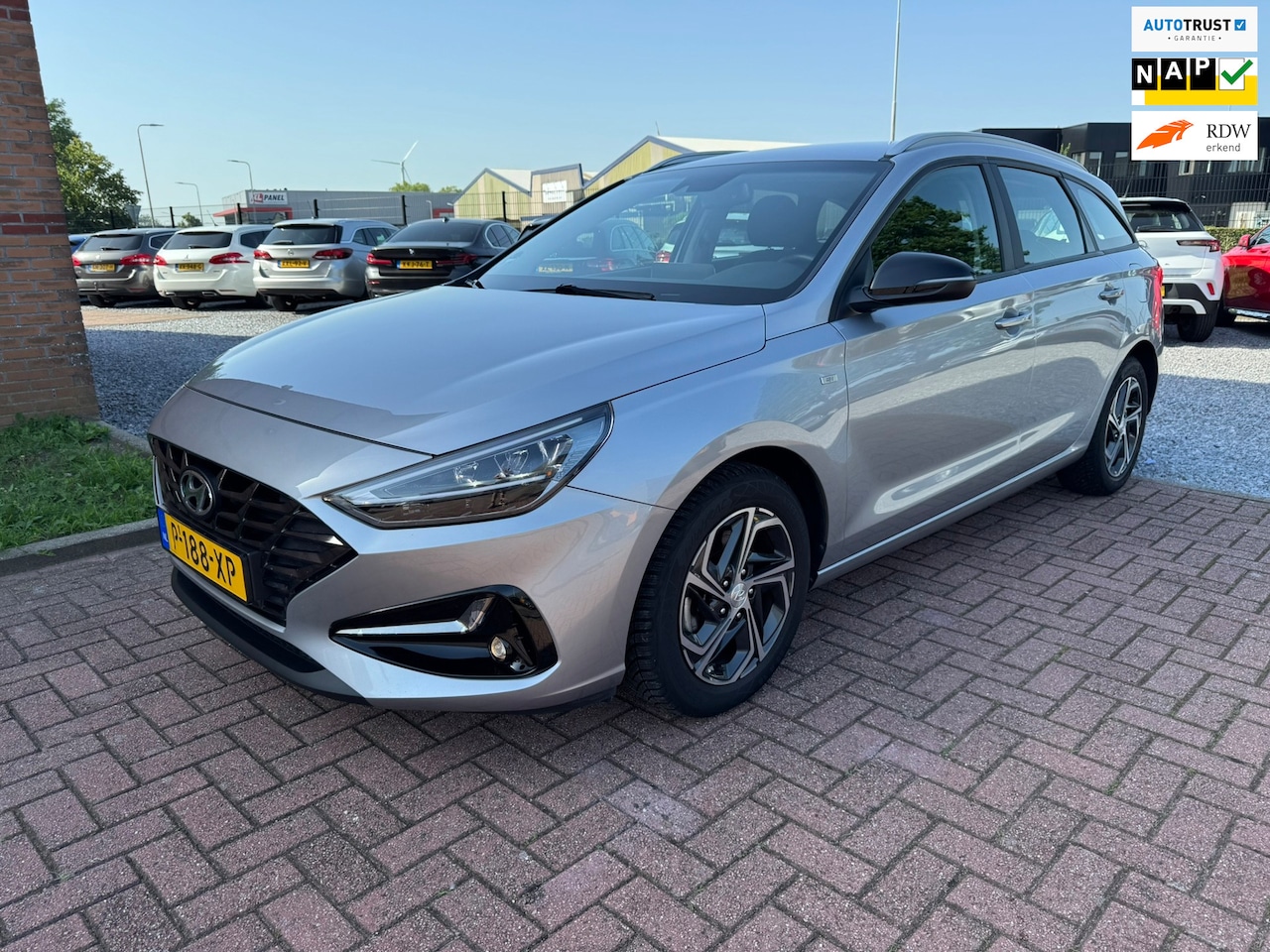 Hyundai i30 Wagon - 1.0 T-GDi MHEV Comfort Smart 1.0 T-GDi MHEV Comfort Smart - AutoWereld.nl