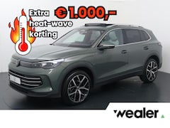 Volkswagen Tiguan - 1.5 eHybrid Life Edition | 204 PK | SoH 100% | Trekhaak | Panoramadak | Matrix LED | Harma