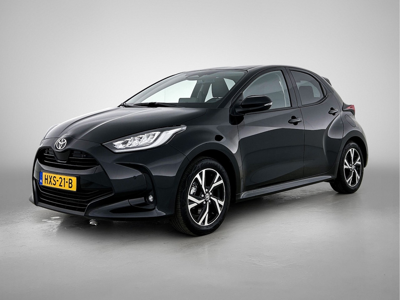 Toyota Yaris - 1.5 Hybrid 115 Dynamic | Stoelverwarming | Metaallak | - AutoWereld.nl