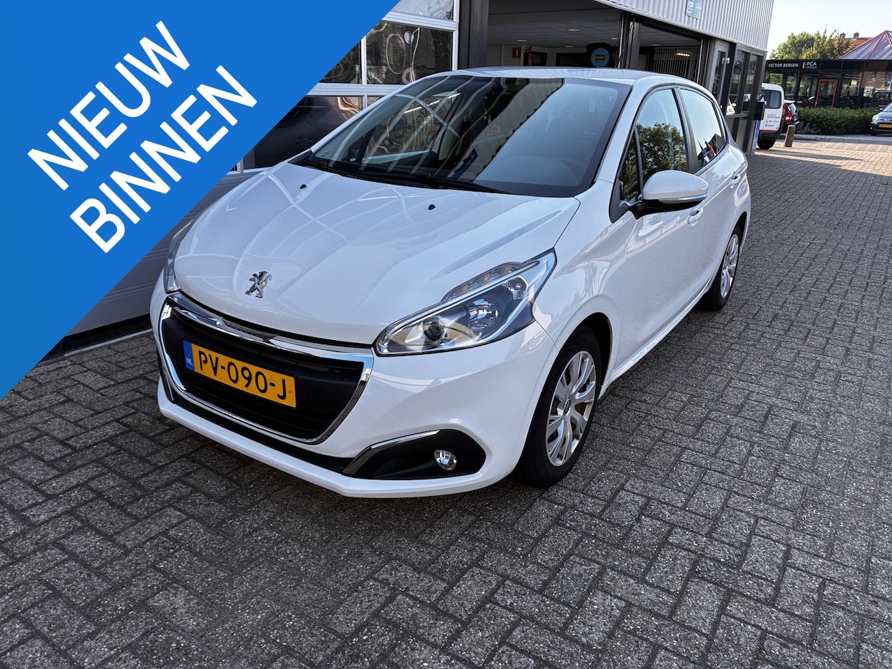 Peugeot 208 - 1.2 PureTech Blue Lion 1.2 PureTech Blue Lion - AutoWereld.nl