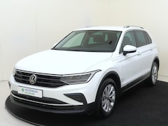 Volkswagen Tiguan - 1.4 TSI eHybrid Life | Achteruitrijcamera | ErgoActive voorstoelen | Keyless | Adaptieve c