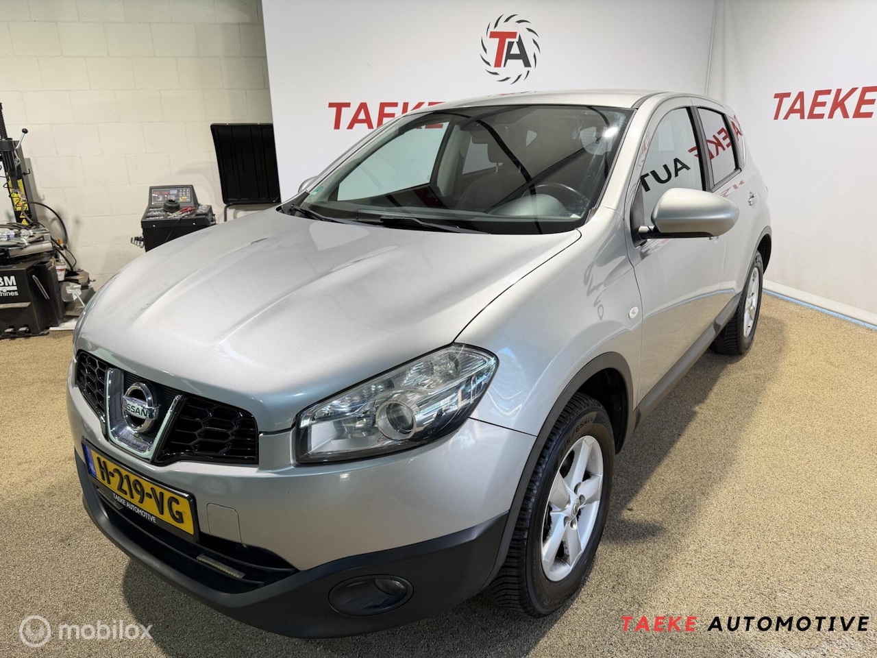 Nissan Qashqai - 1.6 Visia Climate/Cruise/Came/Trekhaak - AutoWereld.nl