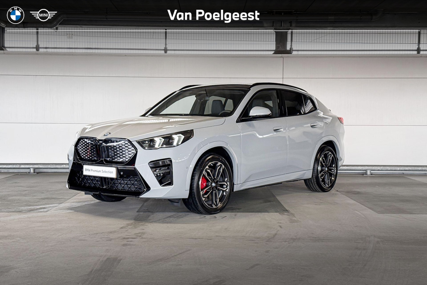 BMW iX2 - eDrive20 67 kWh M Sport Edition eDrive20 67 kWh M Sport Edition - AutoWereld.nl