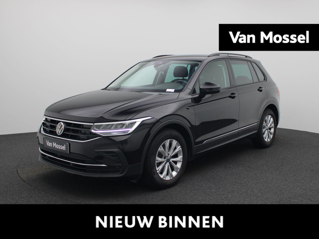 Volkswagen Tiguan - 1.5 TSI Life | Automaat | LMV | Climate control | Camera | Stoel/Stuur verwarming | Naviga - AutoWereld.nl