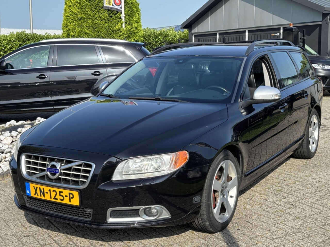 Volvo V70 - 2.5 Turbo 232PK R-Design 2010 Xenon Handgeschakeld - AutoWereld.nl