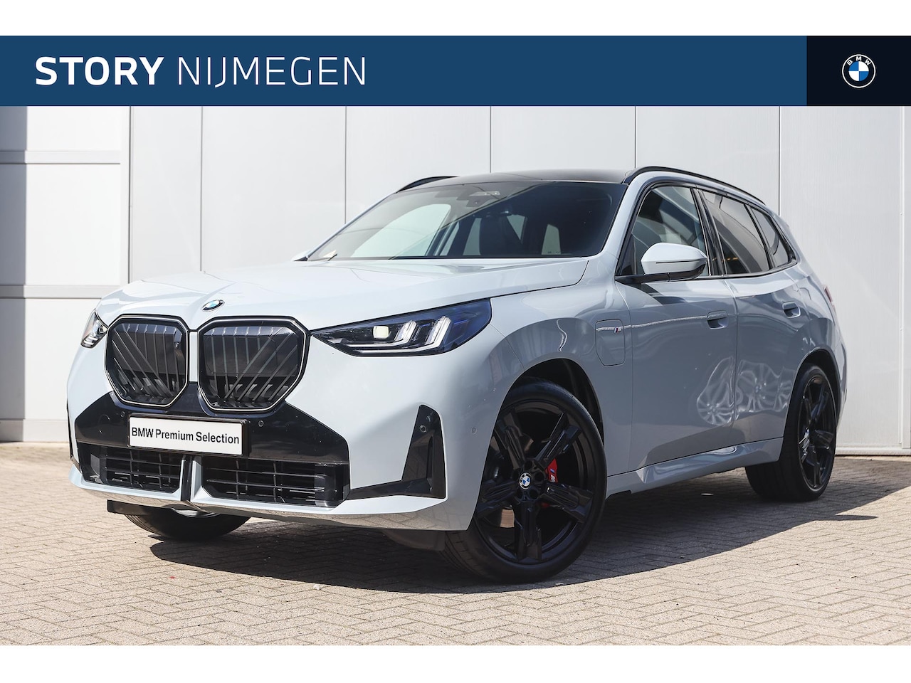 BMW X3 - 30e xDrive M Sport Automaat / Panoramadak / Trekhaak / Sportstoelen / Stoelventilatie / Co - AutoWereld.nl