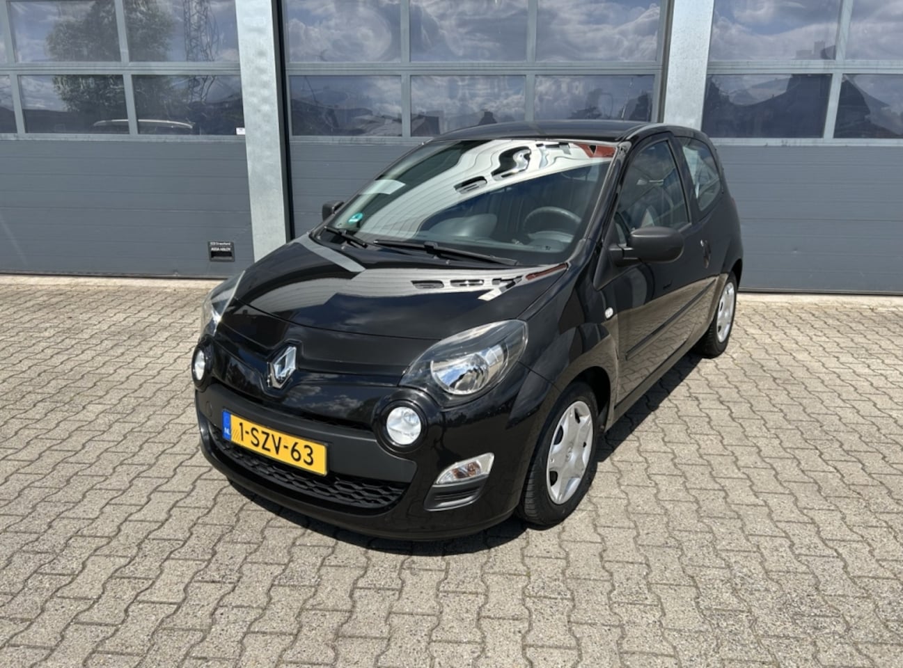 Renault Twingo - 1.2 16V 75pk ECO² Collection - AutoWereld.nl