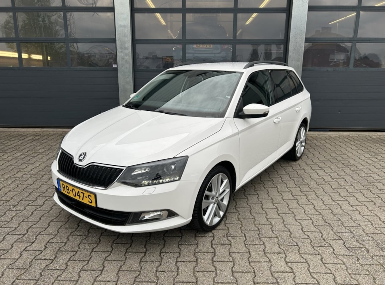 Skoda Fabia - 1.2 TSI 90pk Greentech First Edition Style - AutoWereld.nl