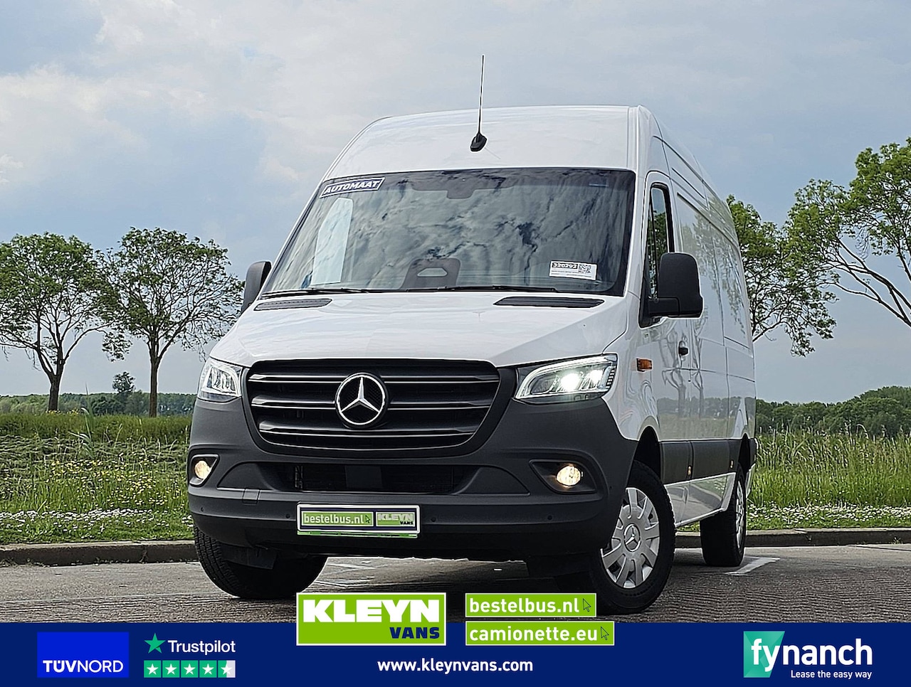 Mercedes-Benz Sprinter - 317 L2H2 LED Mbux10 - AutoWereld.nl