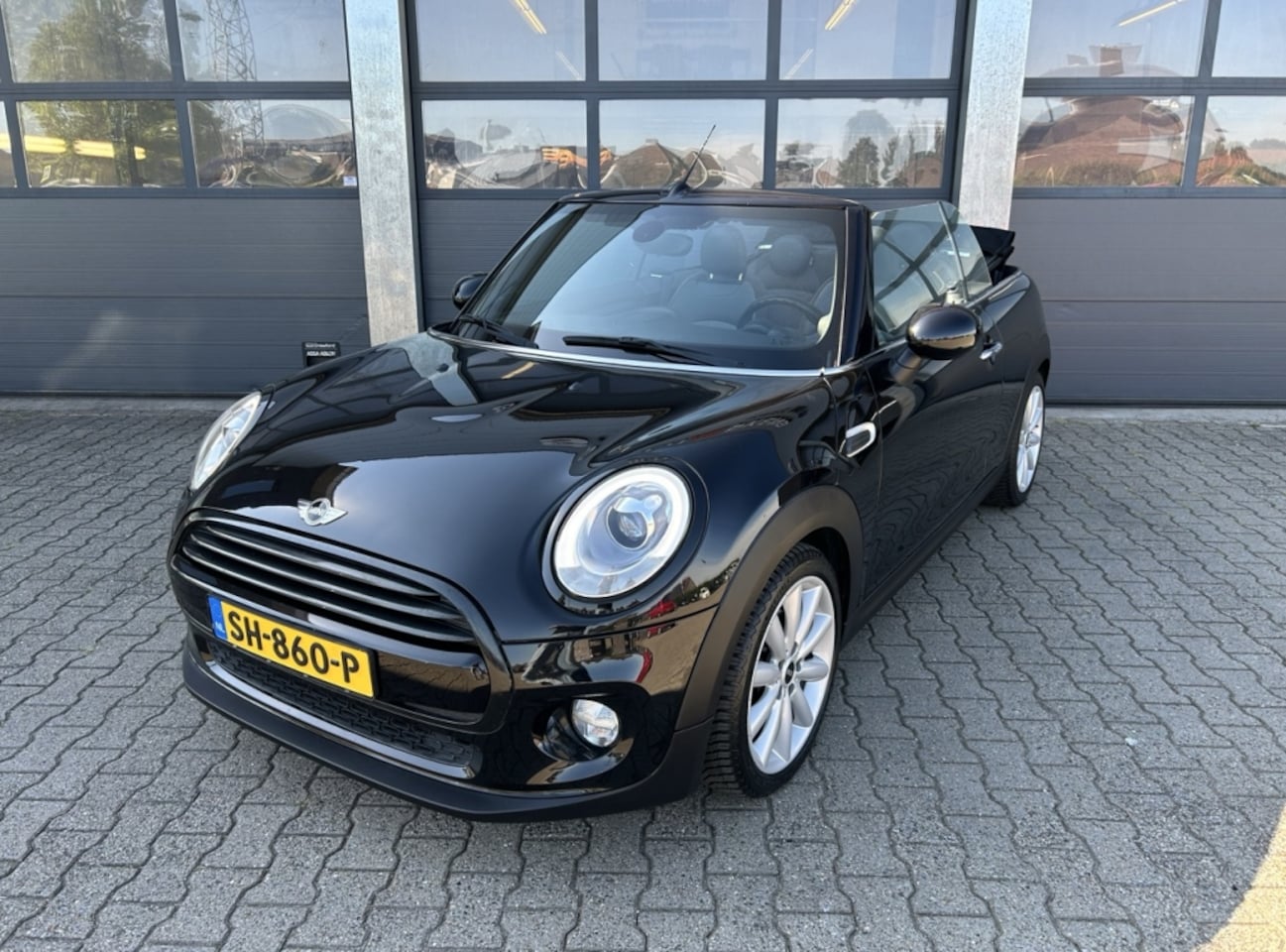 MINI Cabrio - Mini 1.5 136pk Automaat Cooper Chili - AutoWereld.nl