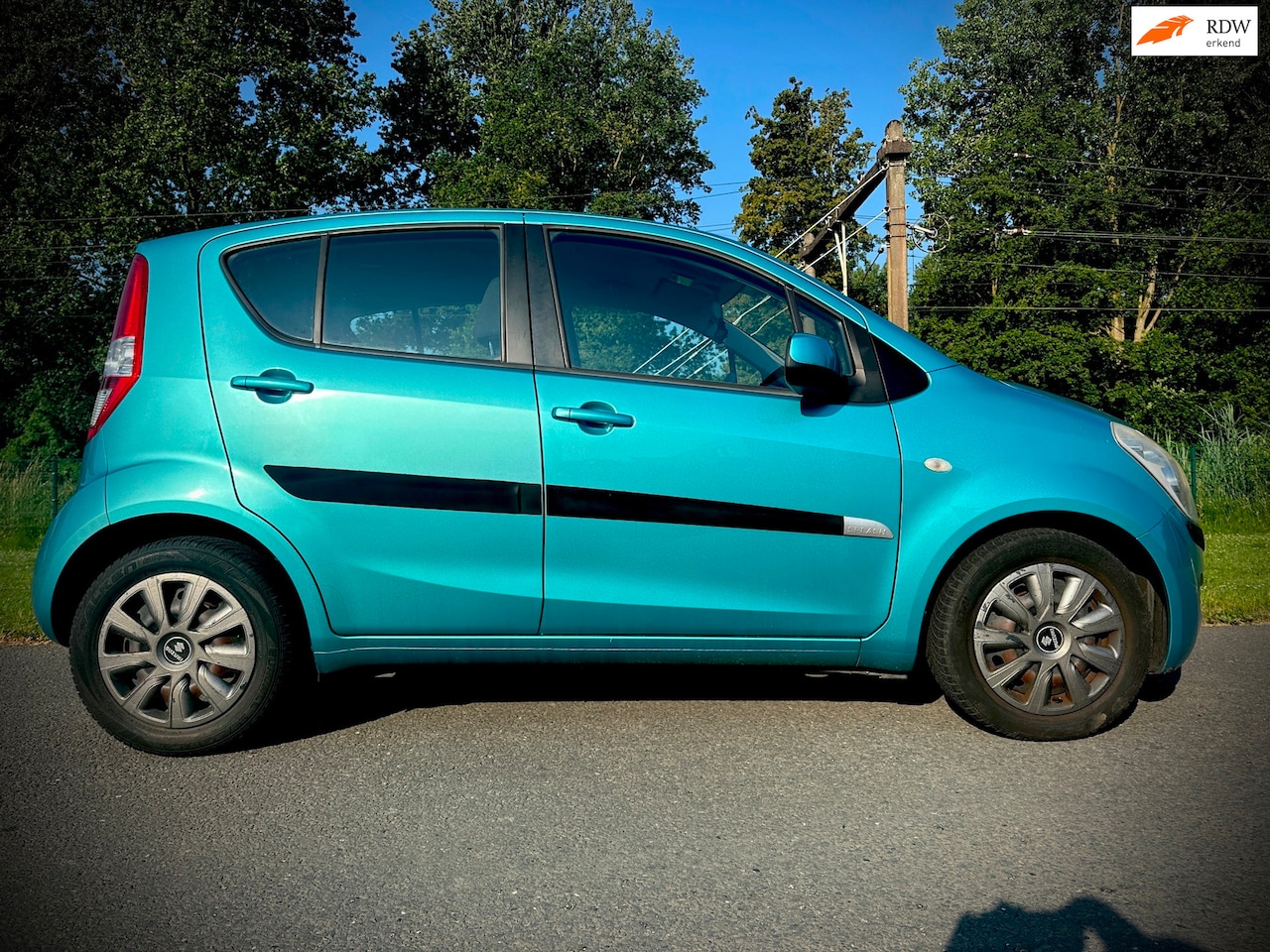 Suzuki Splash - 1.0 STEENKOUDE AIRCO, STANDKACHEL, LAGE KM, APK - AutoWereld.nl
