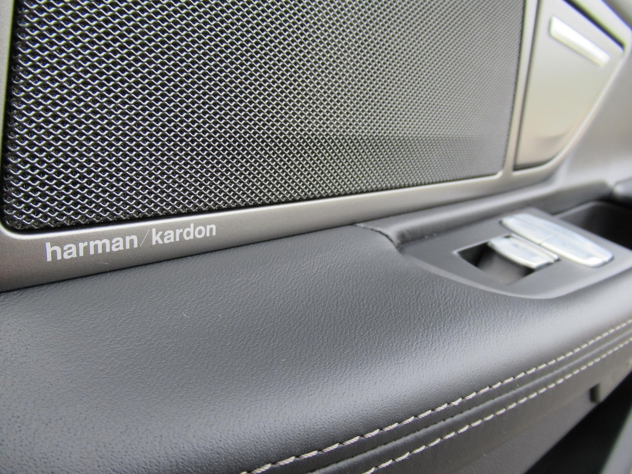 BMW 7-serie - 745e High Executive | M-Sport | Laser | Schuifdak | Driving Assist - AutoWereld.nl