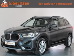 BMW X1 - sDrive18i Executive LED koplampen, Navigatie, Cruise Control, Stoelverwarming