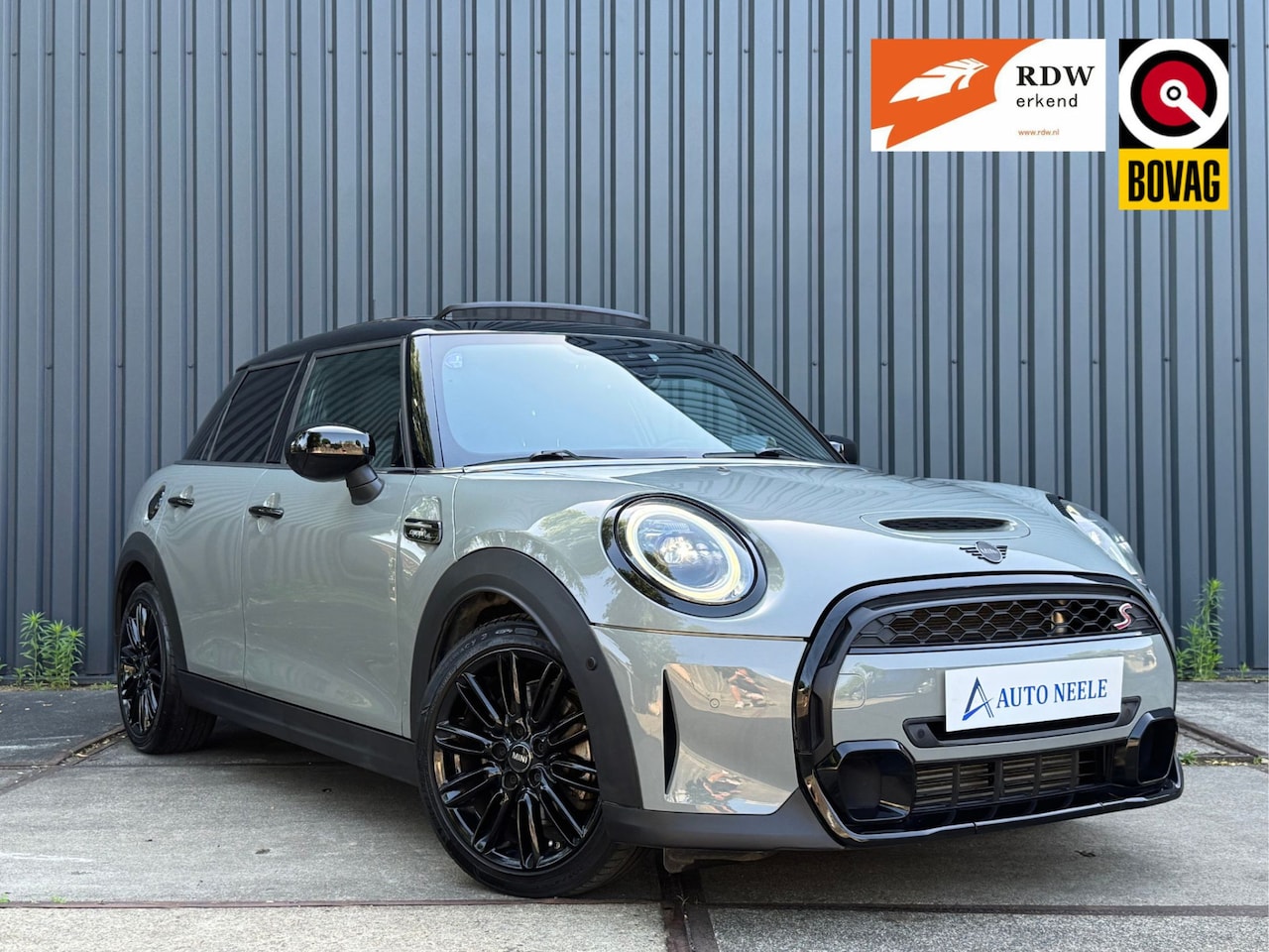 MINI 5-Deurs - 2.0 Cooper S Camden Panoramadak, Sfeer - AutoWereld.nl
