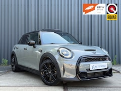 MINI 5-Deurs - 2.0 Cooper S Camden Panoramadak, Sfeer