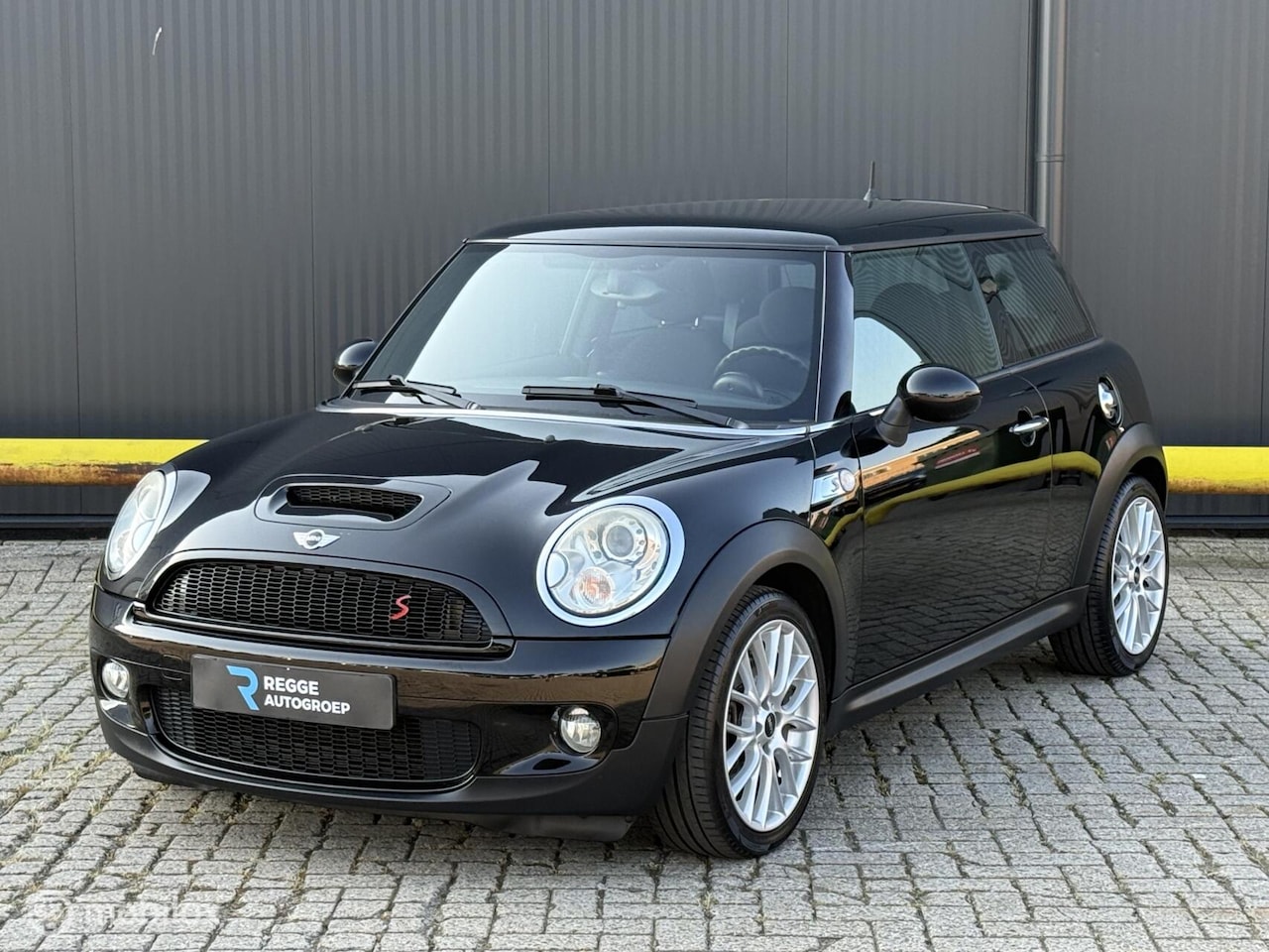 MINI 3-Deurs - 1.6 Cooper S Chili SPORTUITLAAT - AutoWereld.nl