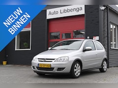 Opel Corsa - 1.2-16V Silverline AIRCO / CRUISE / LM VELGEN / CENTR.VERGR./ APK TOT 07-2027